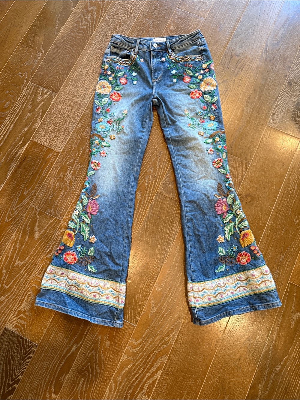 DRIFTWOOD Gorgeous Colored Floral Embroidered Flare Jeans